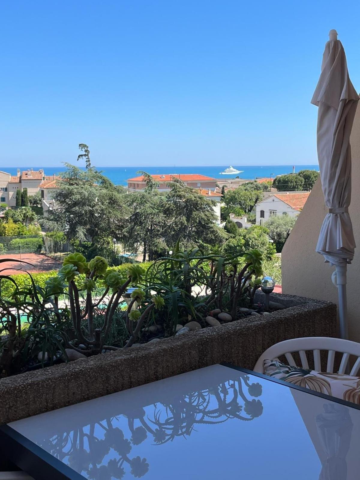 Antibes Secured Parc Velusine With Private Parking, Terrace, Pools And Tennis Courts. Exterior foto